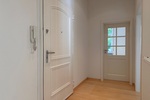 Gepflegte 3-Zi.-Altbauwohnung mit Balkon und großer Terrasse in Stuttgart-West - Erdgeschoßwohnung Stuttgart Stuttgart-West (Stadtbezirk) | Angebot:27474767